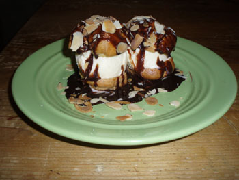 Profiteroles